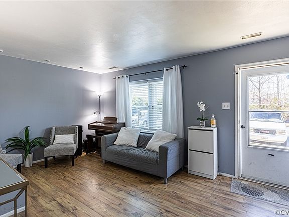 5th image of 9358 Gildenfield Ct