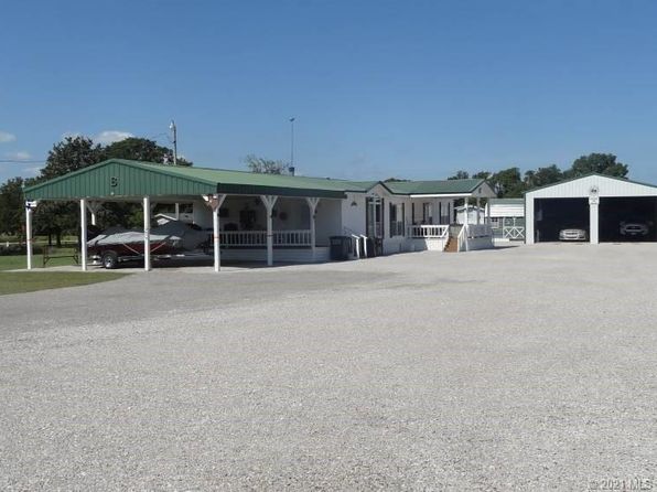 At Lake Texoma 73439 Real Estate 11 Homes For Sale Zillow