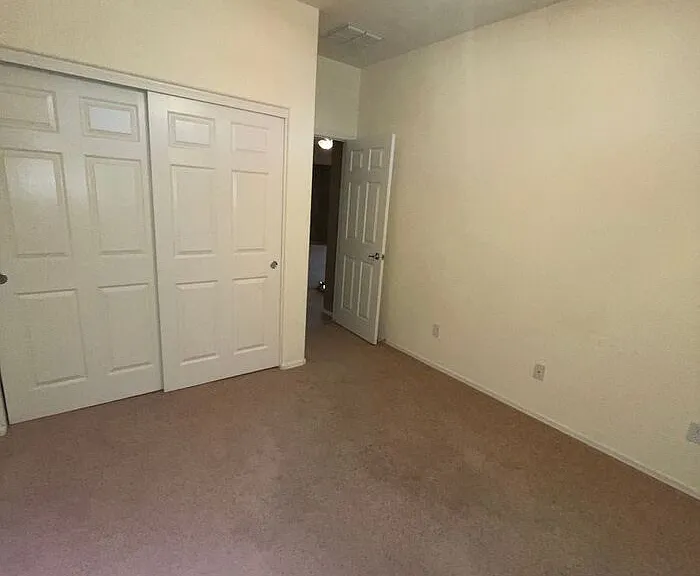 17714 W Marshall Ln — Photo 18