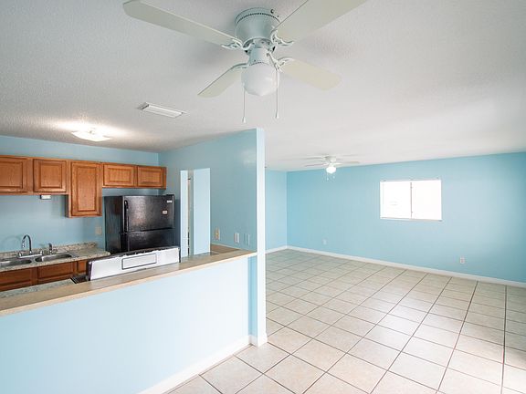 3rd image of 415 N Halifax Ave APT 200