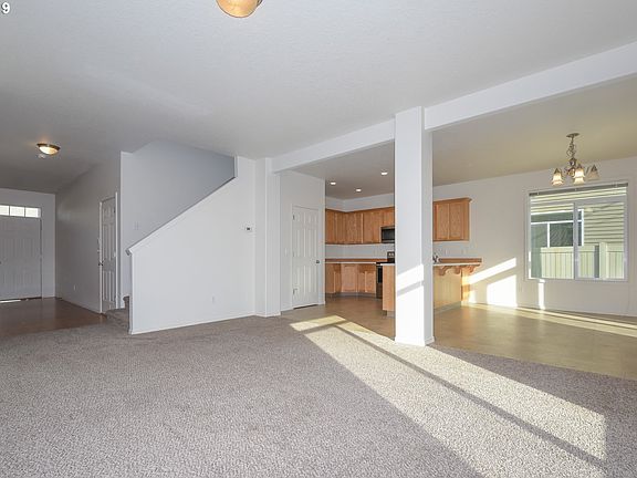 5th image of 10207 NE 116th Ct