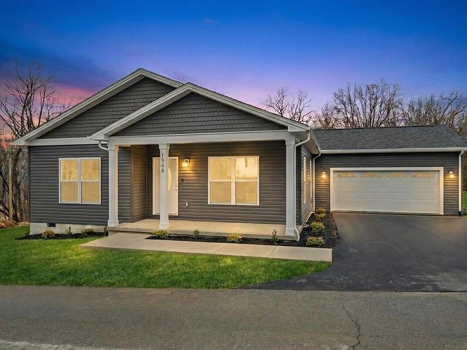 1st image of 1948 Redwood Rd SE