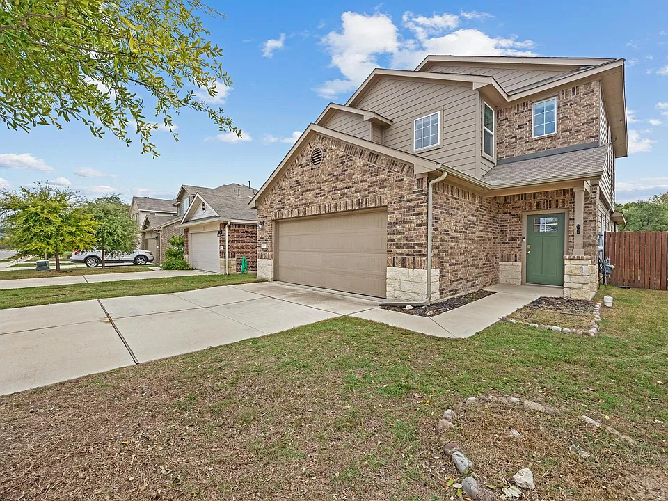324 Sandhill Piper St