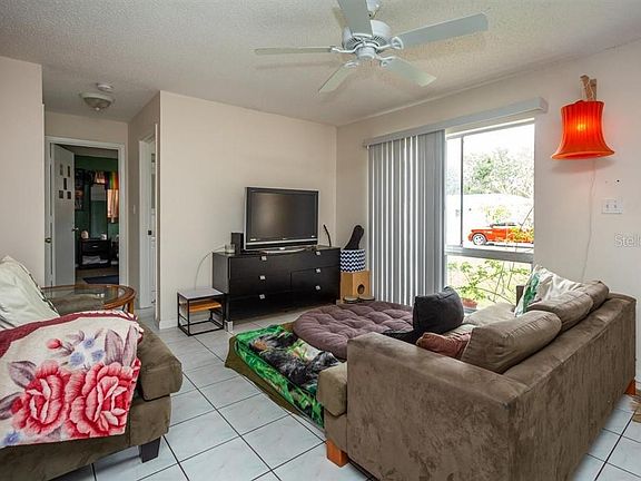 4th image of 2620 Martz Ct