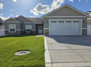2430 Lotus Ave, Burley, ID 83318