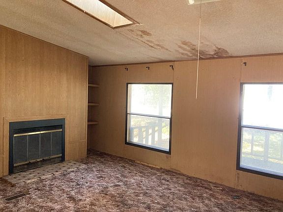 4th image of 711 Oaklanding Cir