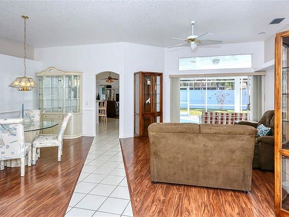 3rd image of 2546 Waterview Ct