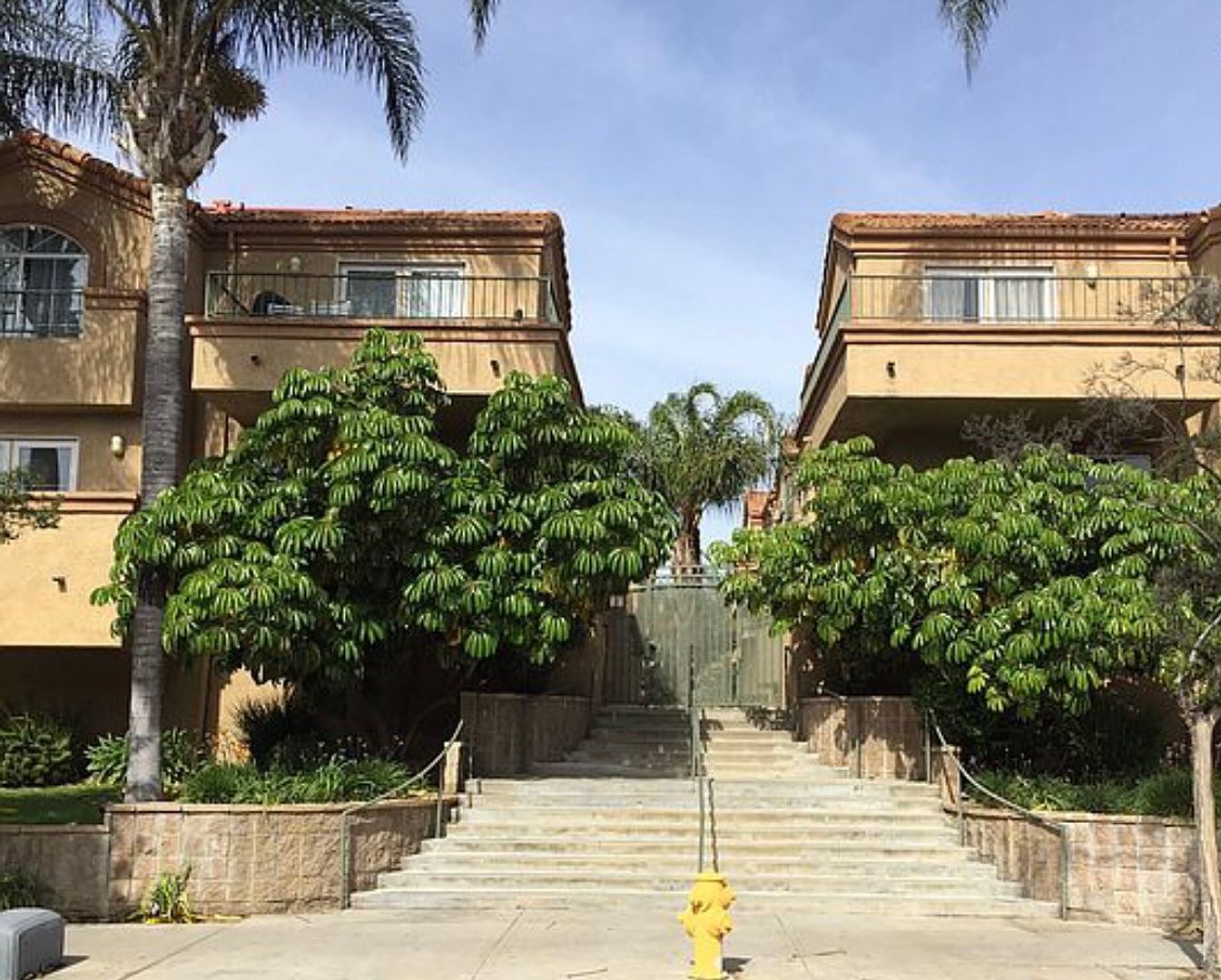 6921 Hazeltine Ave Unit C, Van Nuys, CA 91405 | Zillow