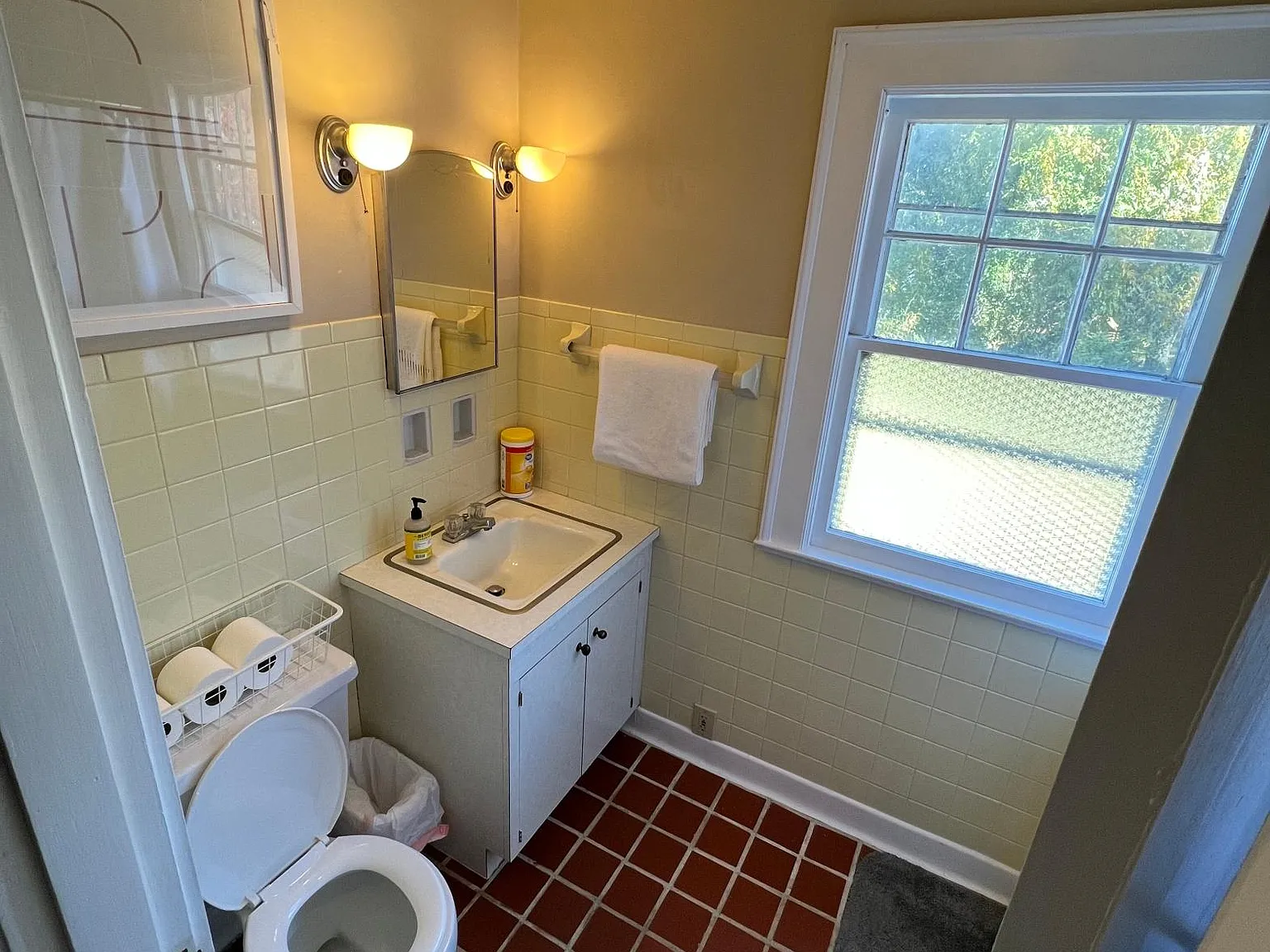 720 S Washington St — Photo 4