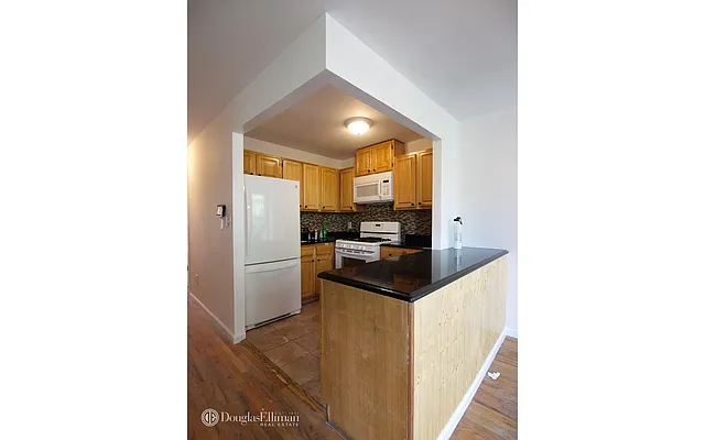 Rented by Douglas Elliman | media 68