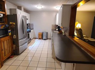 410 SE 3rd St, Mooreland, OK 73852