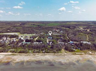 11 N Aimie Ave, White Sands, AB T0C 3B0