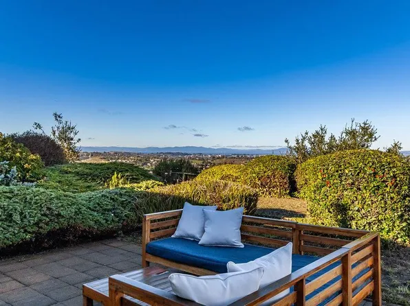 835 Clifton Court, Benicia, CA 94510