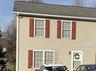 570 Stone St, Christiansburg, VA 24073