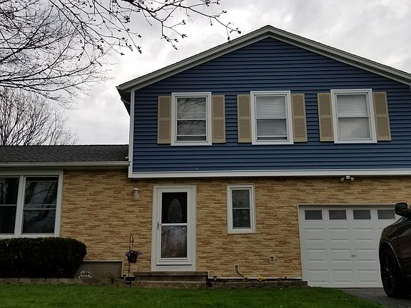 3rd image of 1324 Brookedge Dr