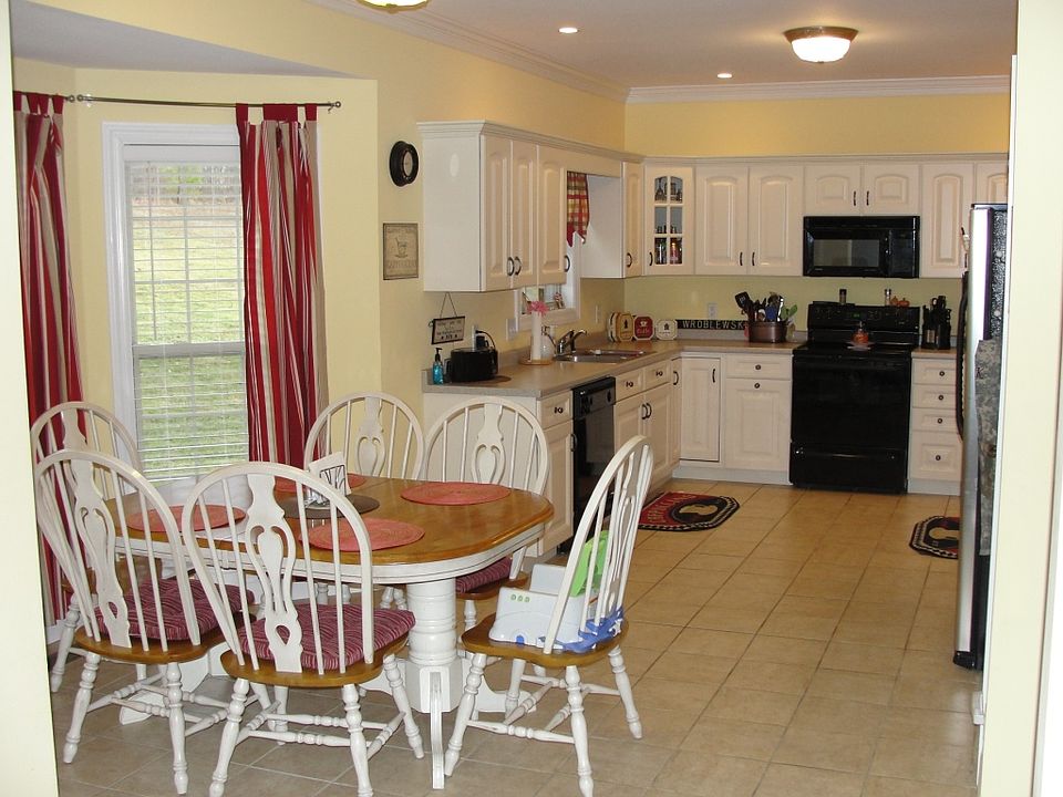 1st image of 837 Brooke Valley Trce