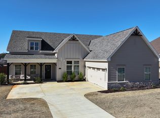 1297 Charleston Dr, Prattville, AL 36066