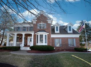 8 Moorings Dr, Lake Saint Louis, MO 63367