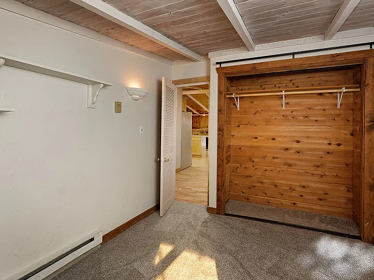 311 Midland Ave — Photo 22