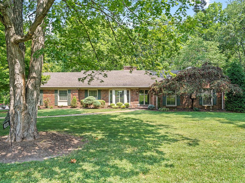 612 Deepwood Dr, Hopkinsville, KY 42240 | Zillow