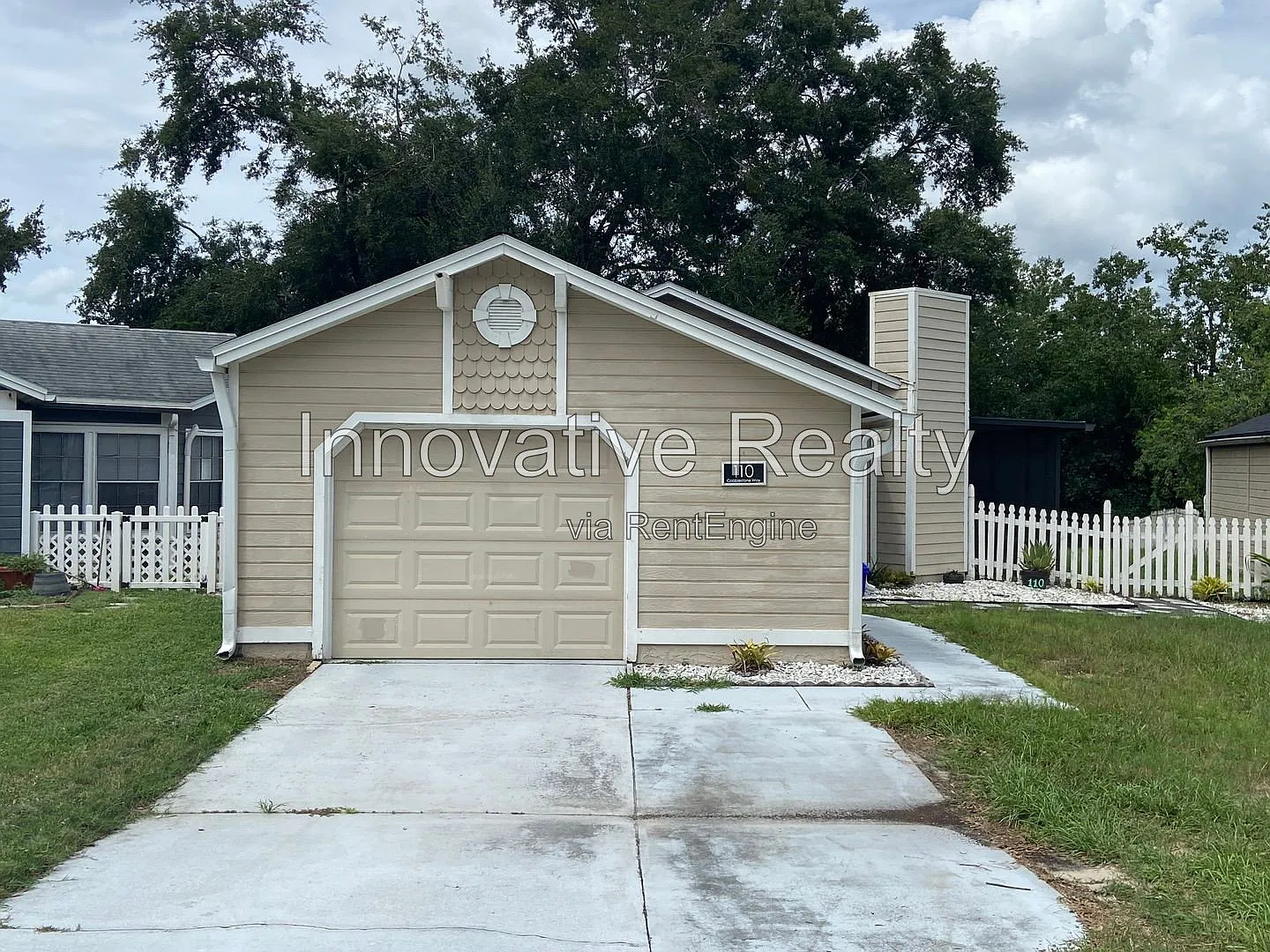 2 bed, 2.0 bath, 1040 sqft, $1,900 — Photo 1