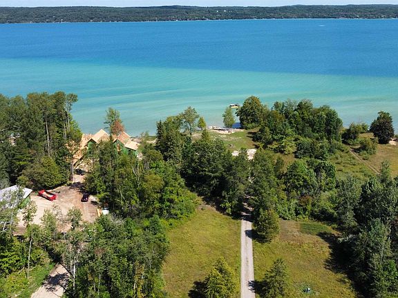 3rd image of 0 Torch Lake Dr