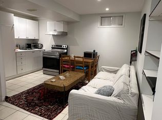 82 Valhalla Ct, Aurora, ON L4G 5W5