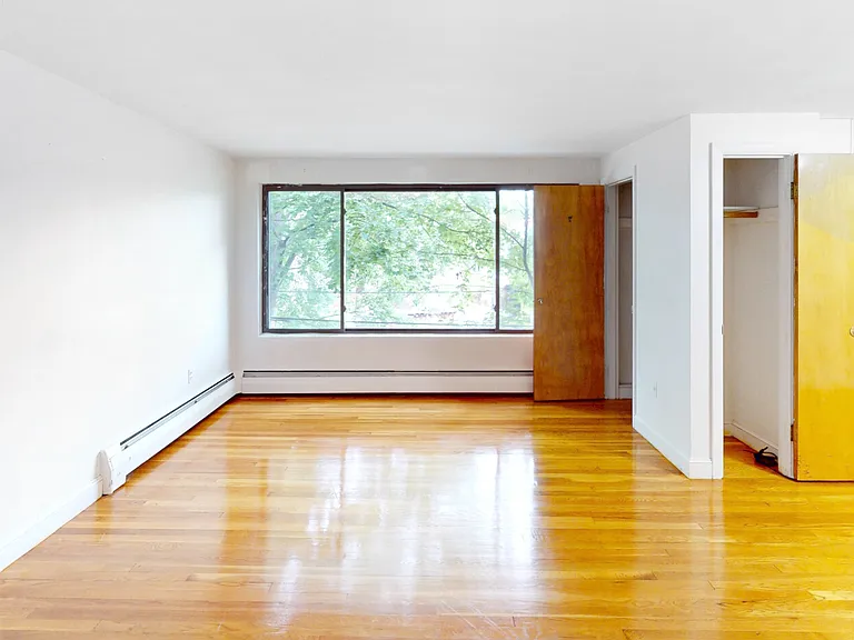 191 W Wyoming Ave #11 — Photo 1