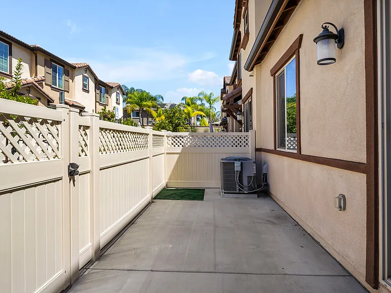 24134 Tuscany Ave — Photo 41