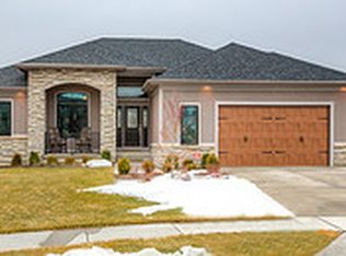 4302 NW 169th Ct, Clive, IA 50325