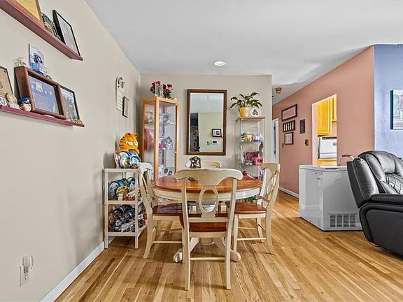 3rd image of 759 40th St APT 3B