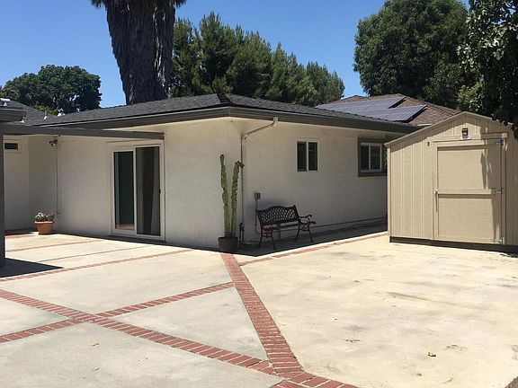 4th image of 5423 Woodman Ave