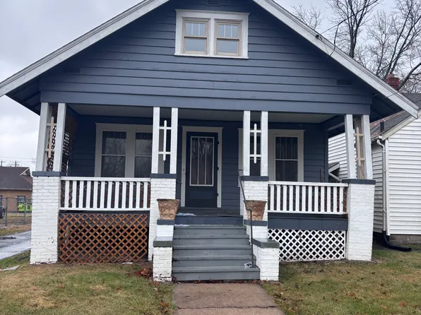 710 W Thrush Ave, Peoria, IL 61604