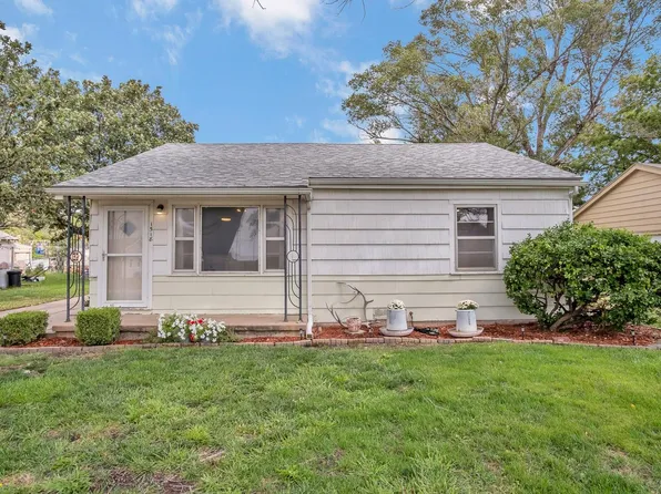 1518 E 8th St, Newton, KS 67114