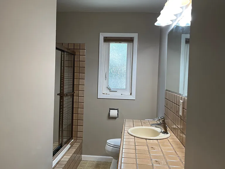 332 Par Ave — Photo 13