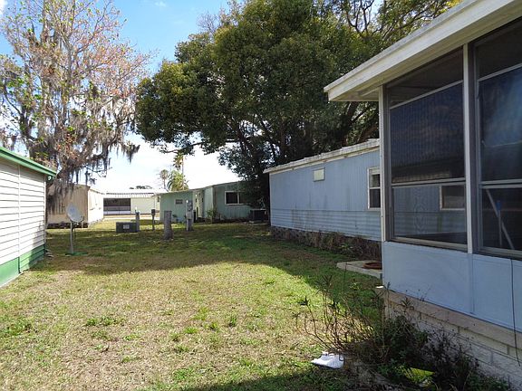 4th image of 5826 Eastlake Dr
