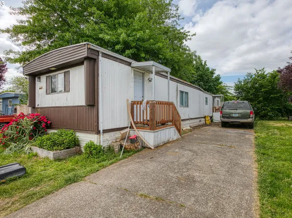 1415 S Bertelsen Rd Space 145, Eugene, OR 97402