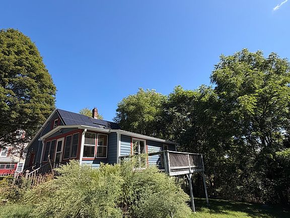 5th image of 15 Warsaw Ave