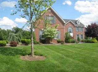 143 Grayson Dr, Belle Mead, NJ 08502