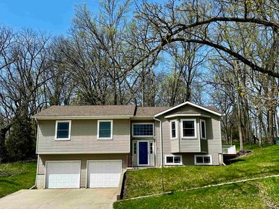 405 Oak St, Decorah, IA, 52101