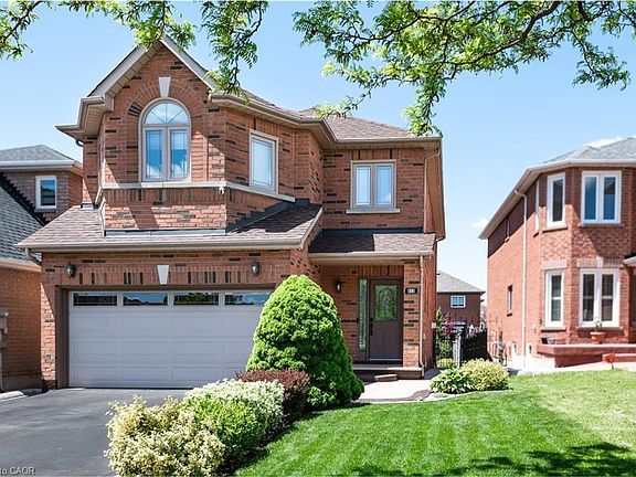 2nd image of 923 Blyleven Blvd
