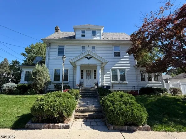 182 2nd St Floor 2, Clifton, NJ 07011