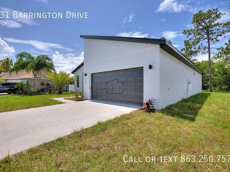 131 Barrington Dr — Photo 3