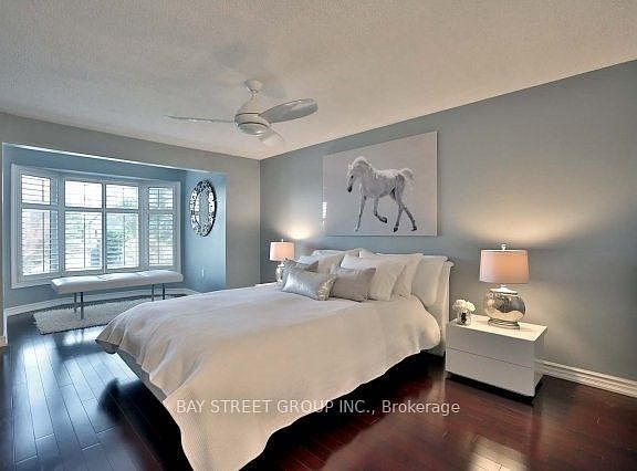 2nd image of 215 River Oaks Blvd E
