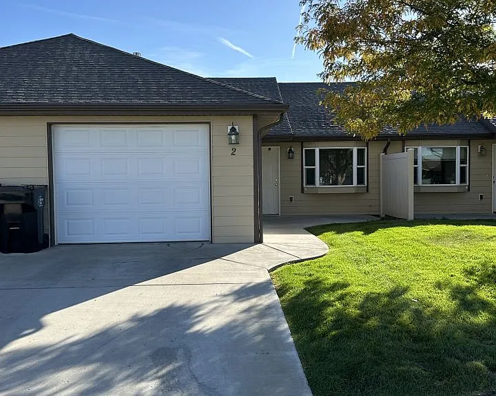 5331 Frontier Dr #2 — Photo 1