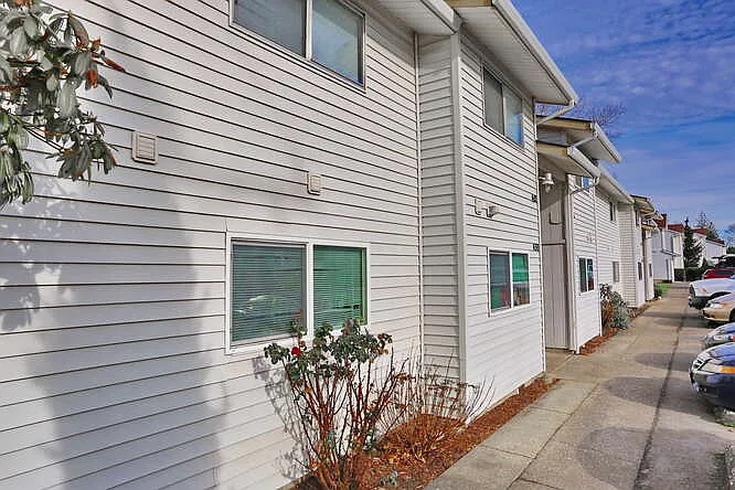 CLEVELAND STATION APTS — Photo 26