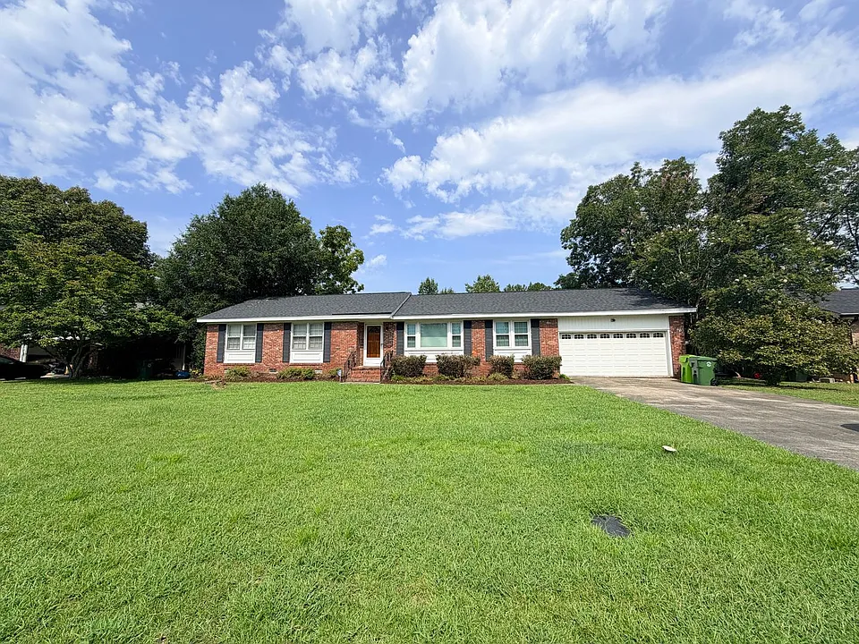 839 Malibu Dr