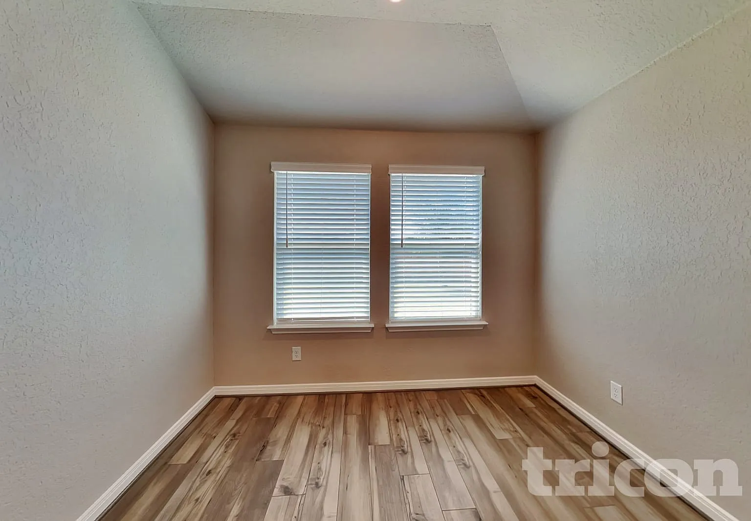 13542 Paxton Boulevard Saint Hedwig TX — Photo 3