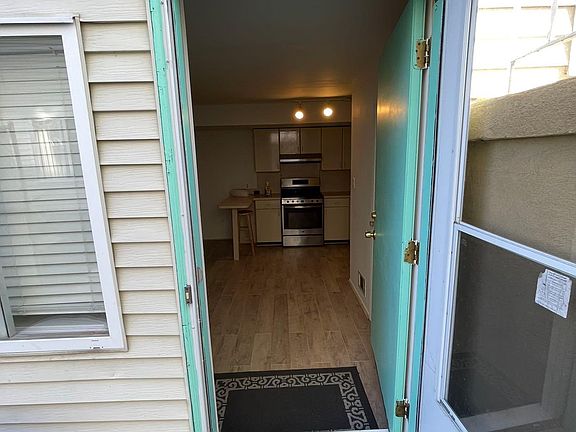 3rd image of 15 Shale St #1