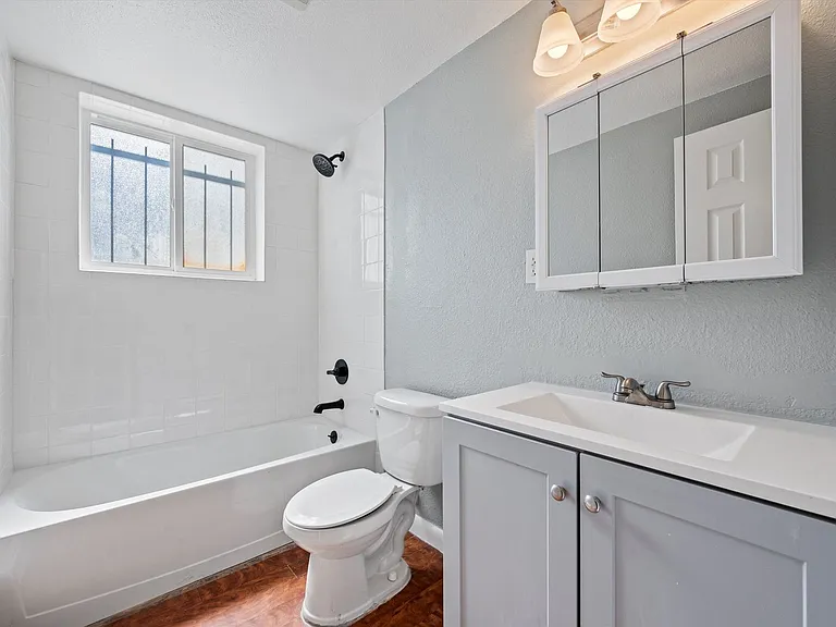 1634 Boston St — Photo 11